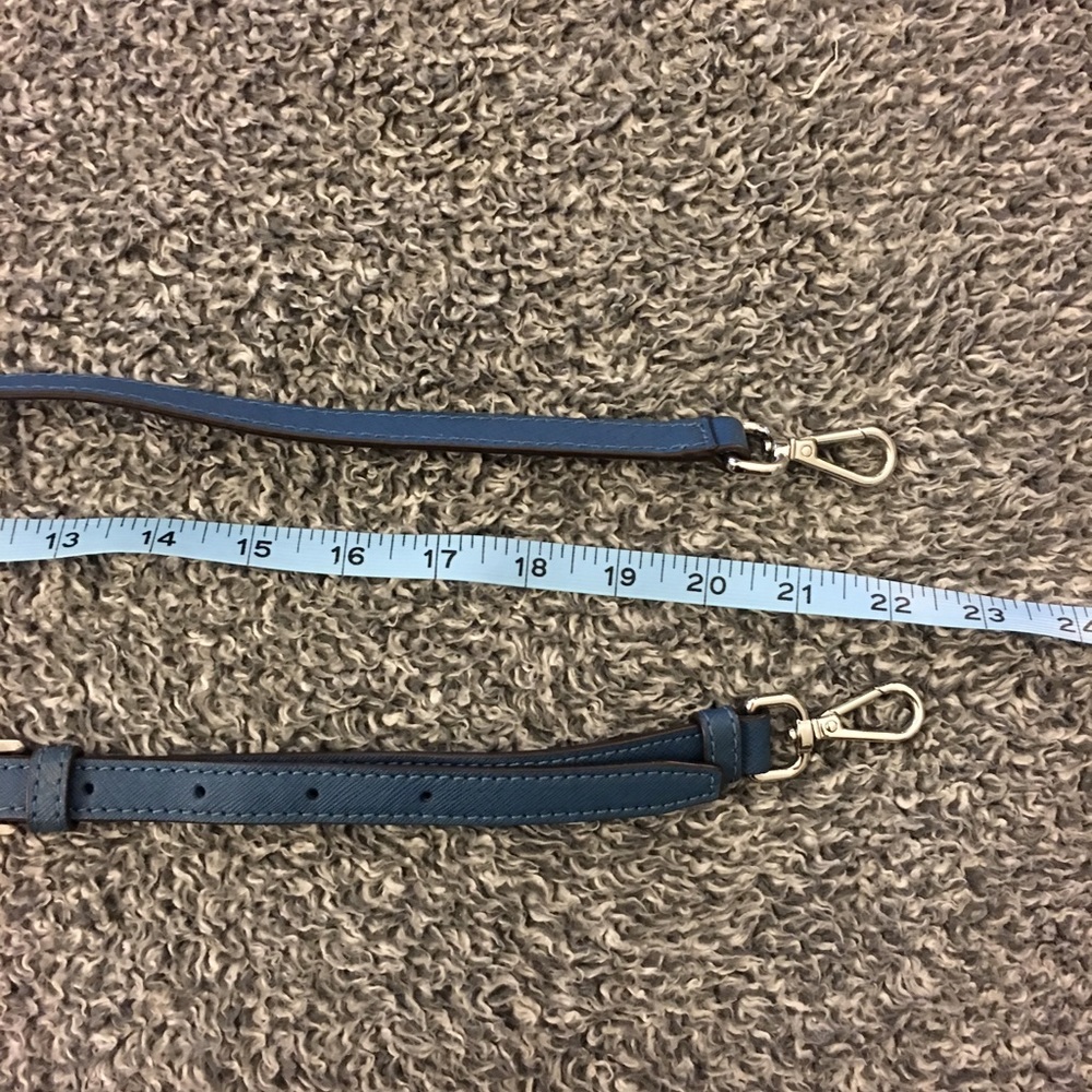 Extra pics of MK Kellen bag set! (Blue) - Picture 2 of 8